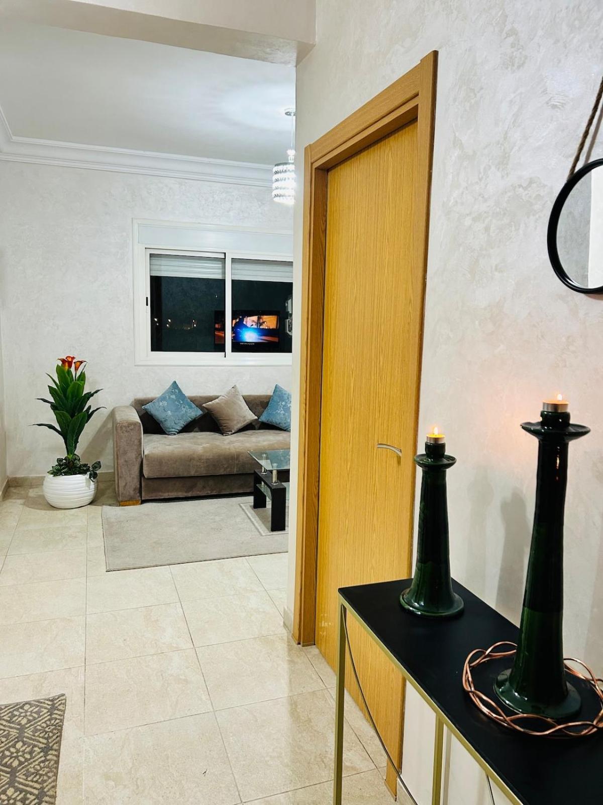 Bright Downtown Appartement